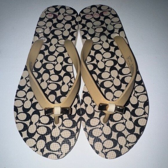 Coach: cream rubber Zak flip flops (7) - Picture 1 of 3
